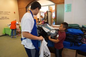 Read more about the article Hundreds Of Students Go On Free Back-To-School Shopping Spree